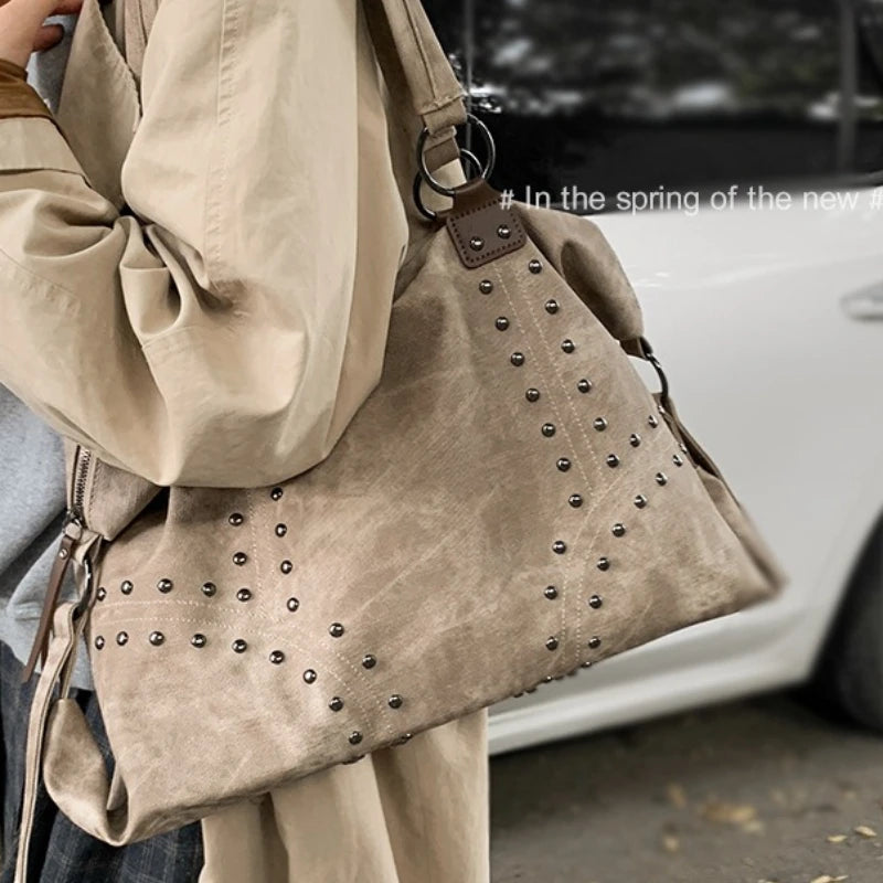 Retro Rivet Shoulder Bag for Women – Large Capacity Hobo Tote