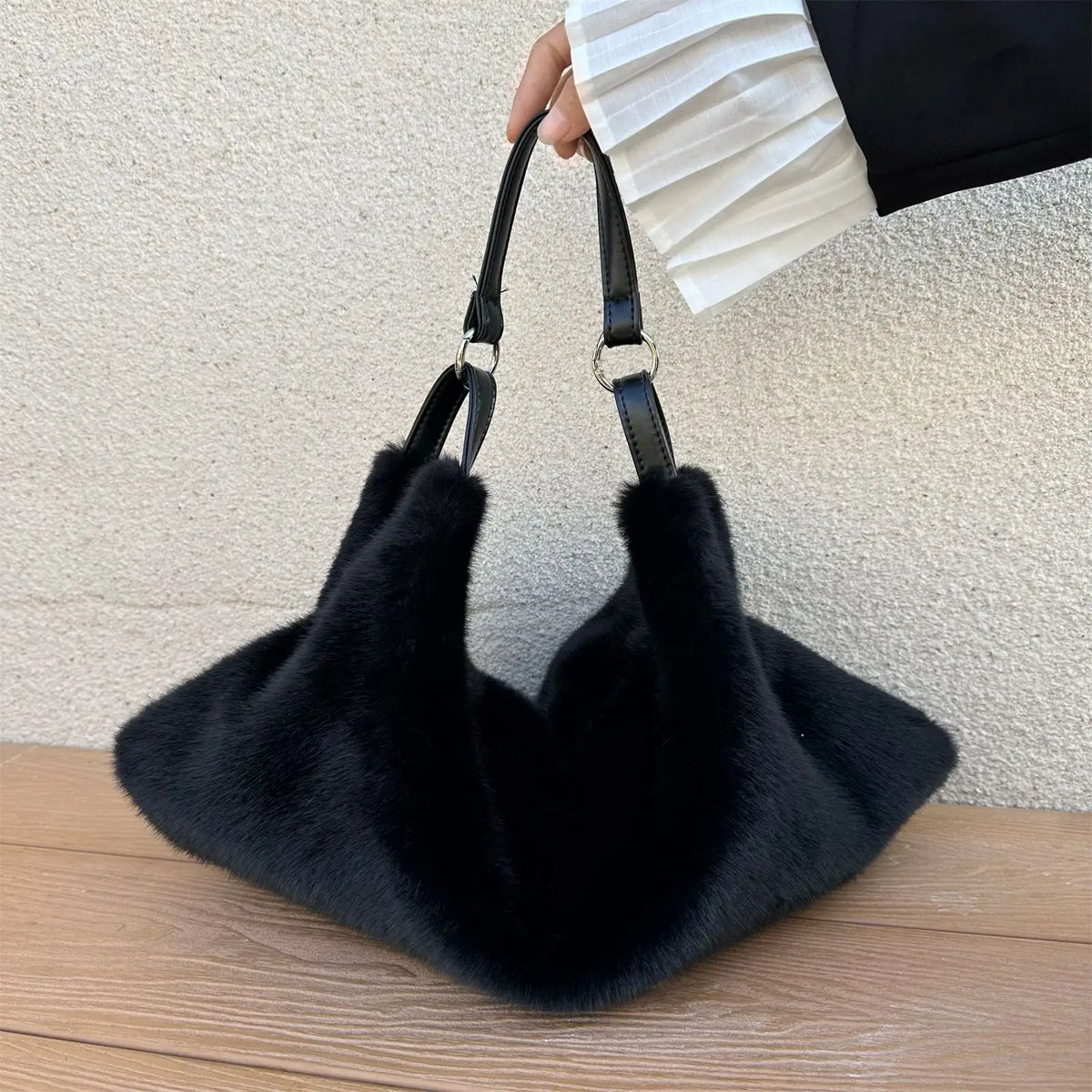 Plush Fur Shoulder Bag – Women's Large Capacity Tote