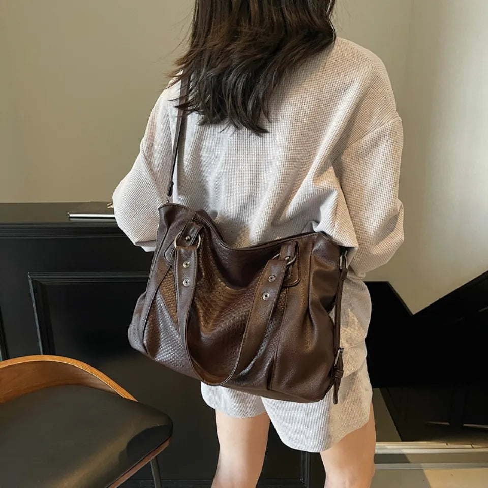 Large Capacity Alligator Texture Women's Shoulder Bag