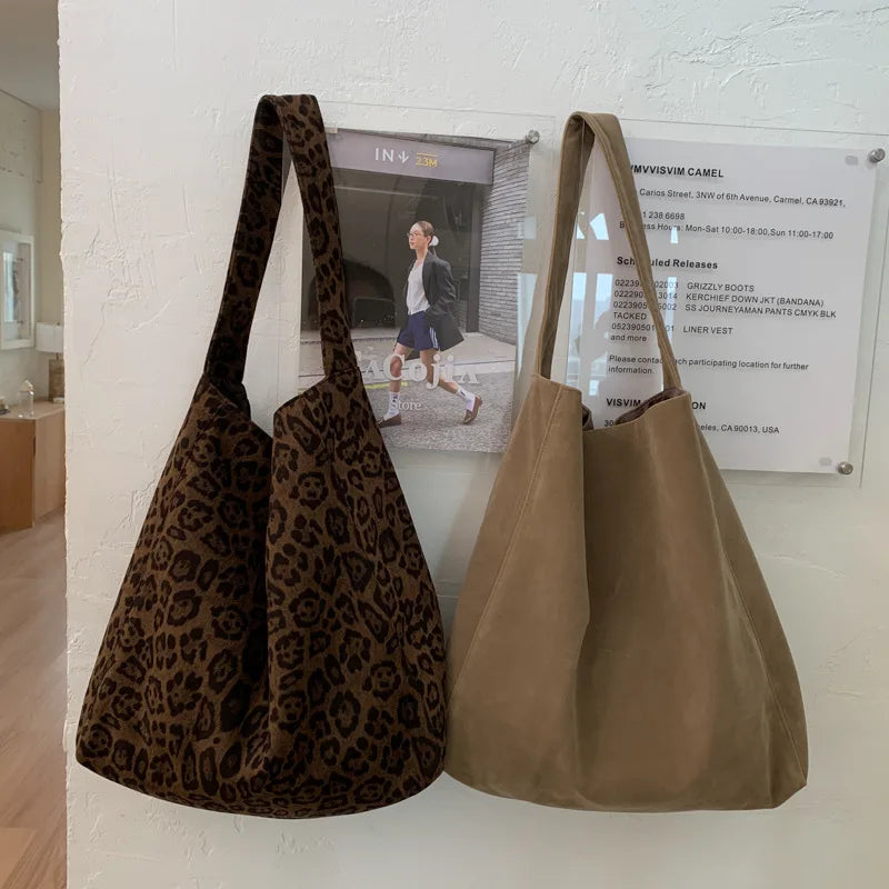 Trendy Casual Soft Textile Women's Shoulder Bag