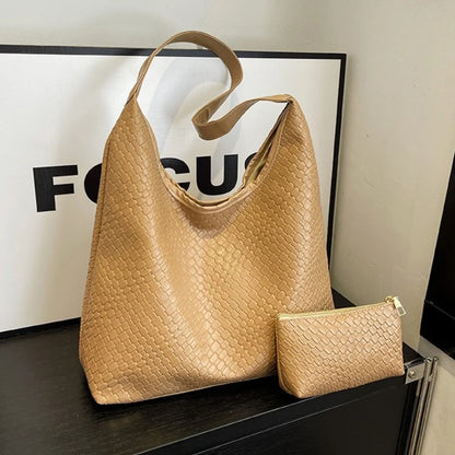 Women's Retro Artificial Leather Woven Pattern Shoulder Bag