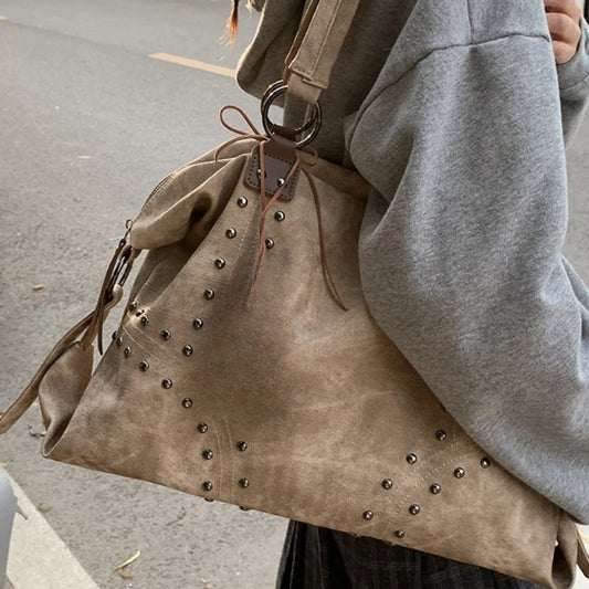 Retro Rivet Shoulder Bag for Women – Large Capacity Hobo Tote