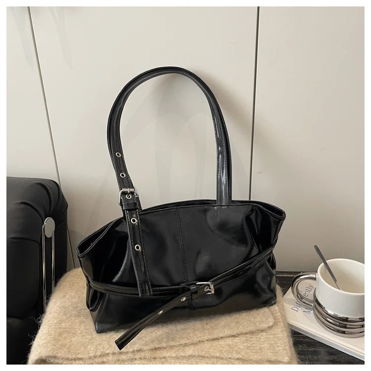 Large Capacity Women's Shoulder Bag