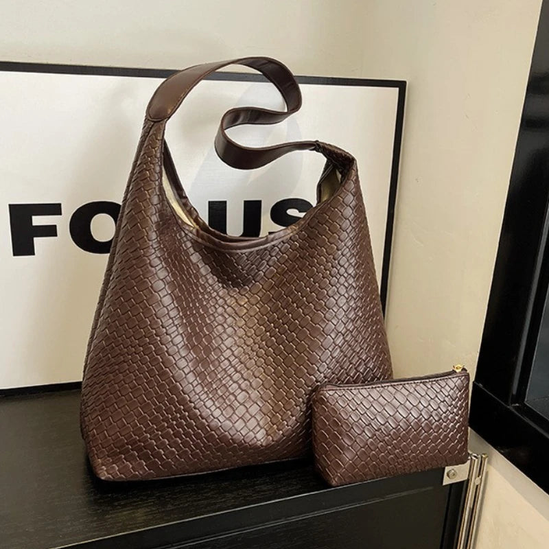 Women's Retro Artificial Leather Woven Pattern Shoulder Bag