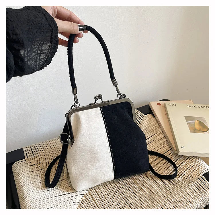 Large Capacity Retro Frosted Handbag Kiss Lock PU Leather