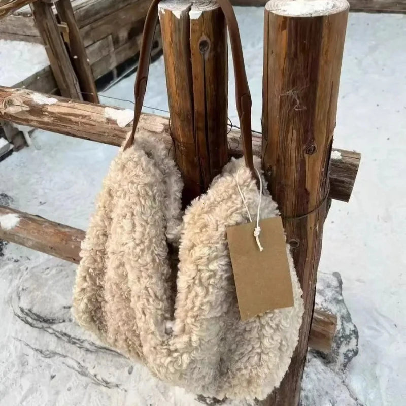 Luxury Fashion New 2026 Imitation Lamb Wool Shoulder Bag