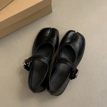 Women's Split Toe Mary Jane Flats – Tabi Leather Buckle Shoes