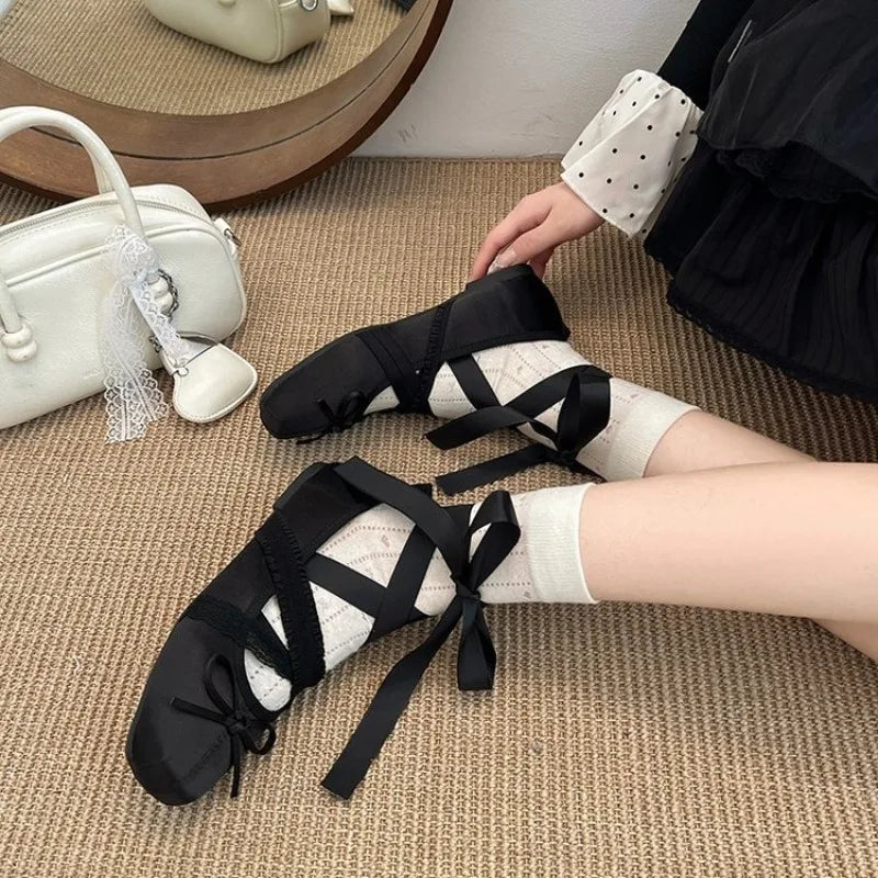 Butterfly Bow Ballet Flats – Women's Cross-Strap Mary Jane Shoes
