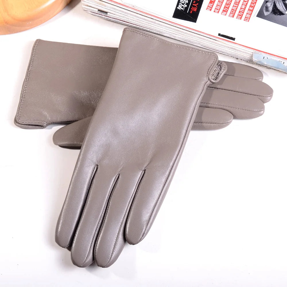 Women's Leather Wool-Lined Touchscreen Riding Gloves