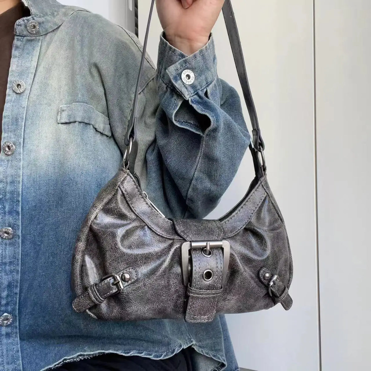 Retro Y2K Shoulder Bag for Women – Buckle Hobo Crossbody