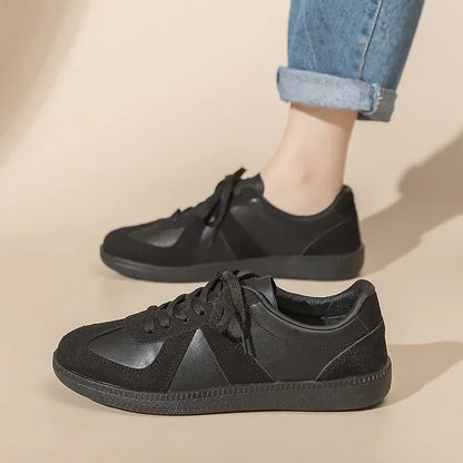 Women's Retro Flat Sneakers – Suede Leather Casual Trainer Shoes Plus Size