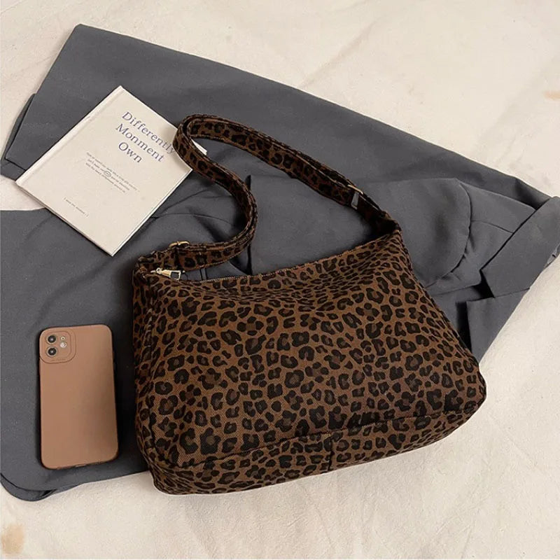 Trendy Casual Soft Textile Women's Shoulder Bag