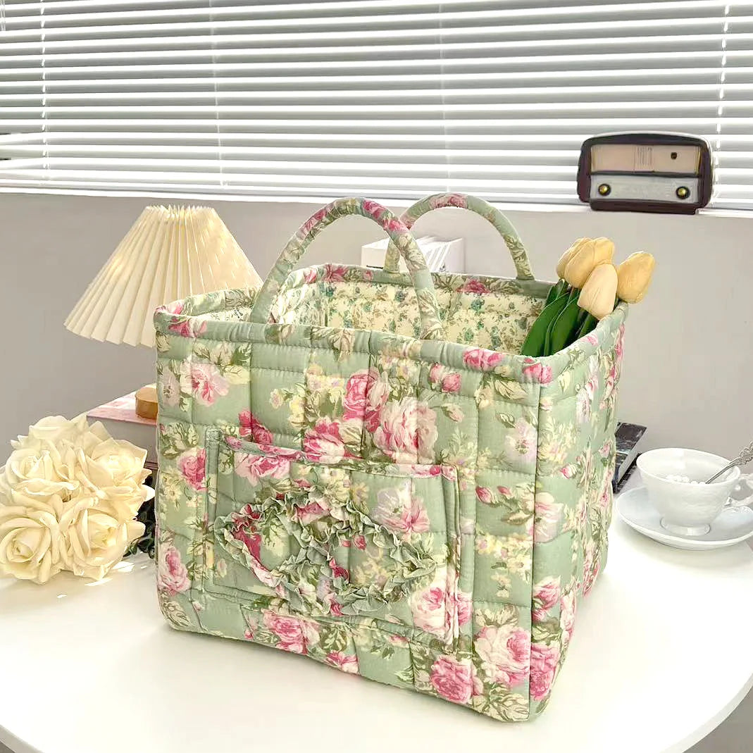 Floral Quilted Tote Bag for Women – Retro Patchwork Handbag