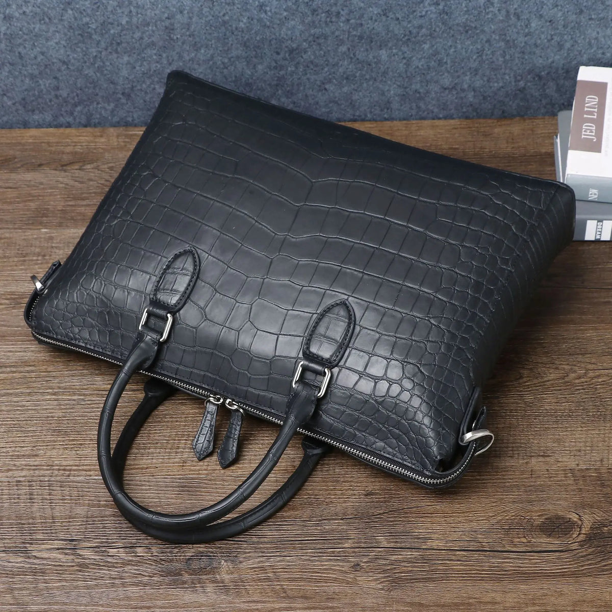 Alligator-Embossed Leather Men's Briefcase – Luxury Business Bag