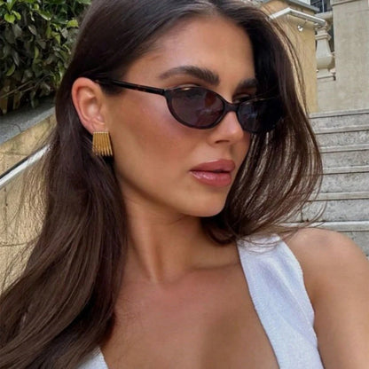 Retro Oval Cat Eye Sunglasses – Trendy Small Punk Shades for Women
