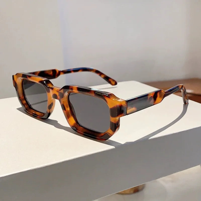 Retro Rectangle Sunglasses – UV400 Men's Vintage Square Frame