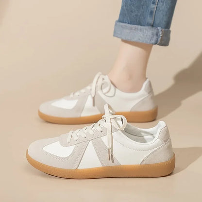 Women's Retro Flat Sneakers – Suede Leather Casual Trainer Shoes Plus Size