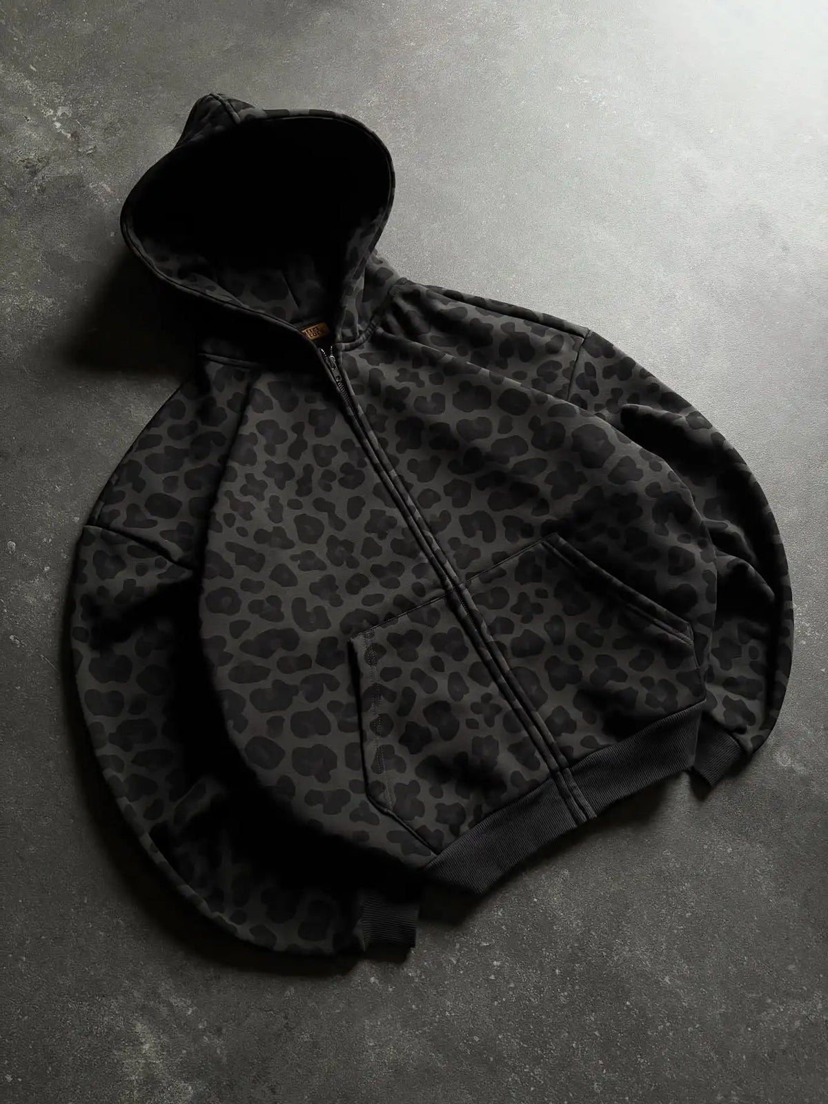 Y2K Leopard Print Zip-Up Hoodie – Unisex Oversized Sweatshirt