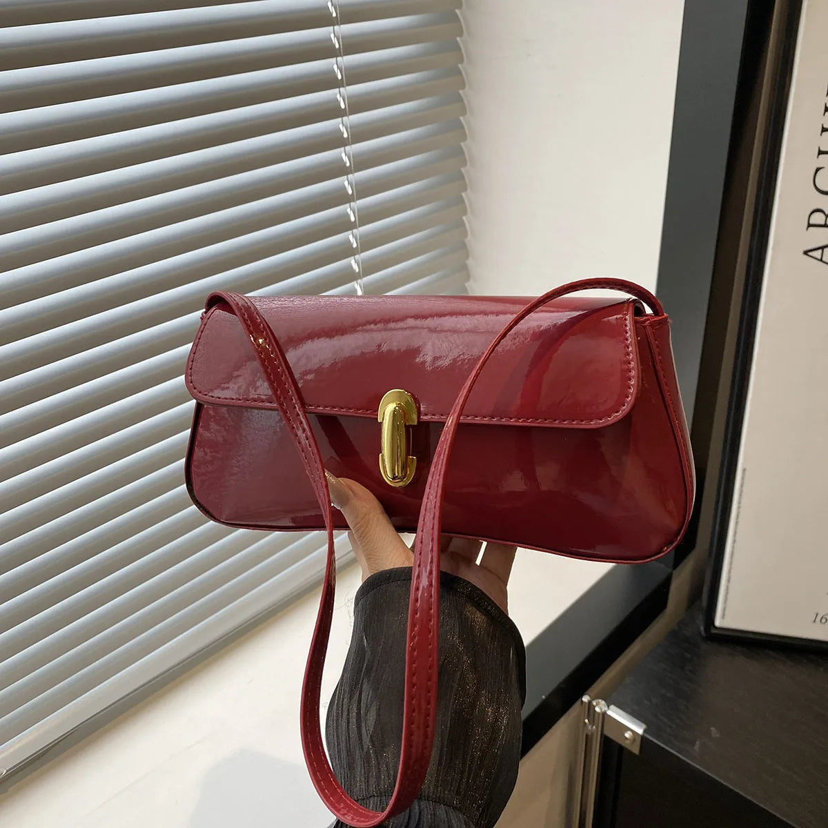 Patent Leather Baguette Bag Women's Shoulder Bag Gold Clasp