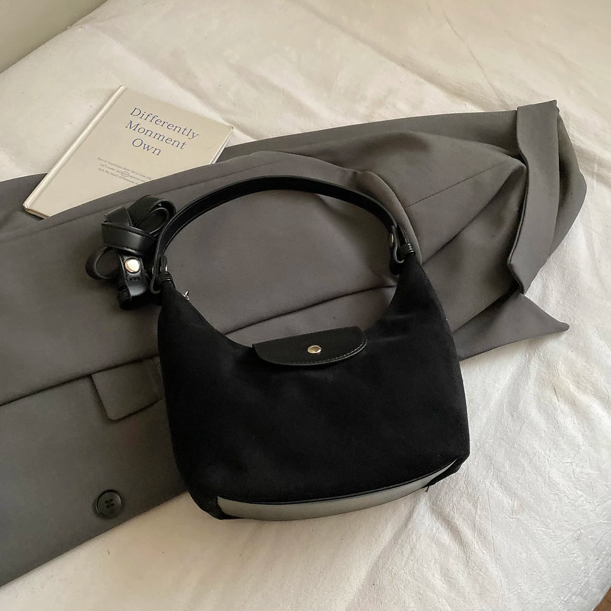 Vintage Suede Crescent Shoulder Bag – Women's Hobo Purse