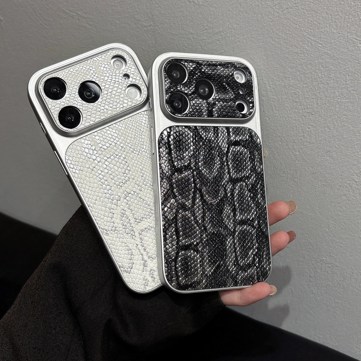 Leather Texture iPhone Case – Glossy Plating Shockproof Cover for iPhone 13–17 Series