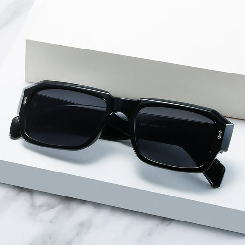 Chunky Square Sunglasses – Unisex Retro Bold Frame Shades
