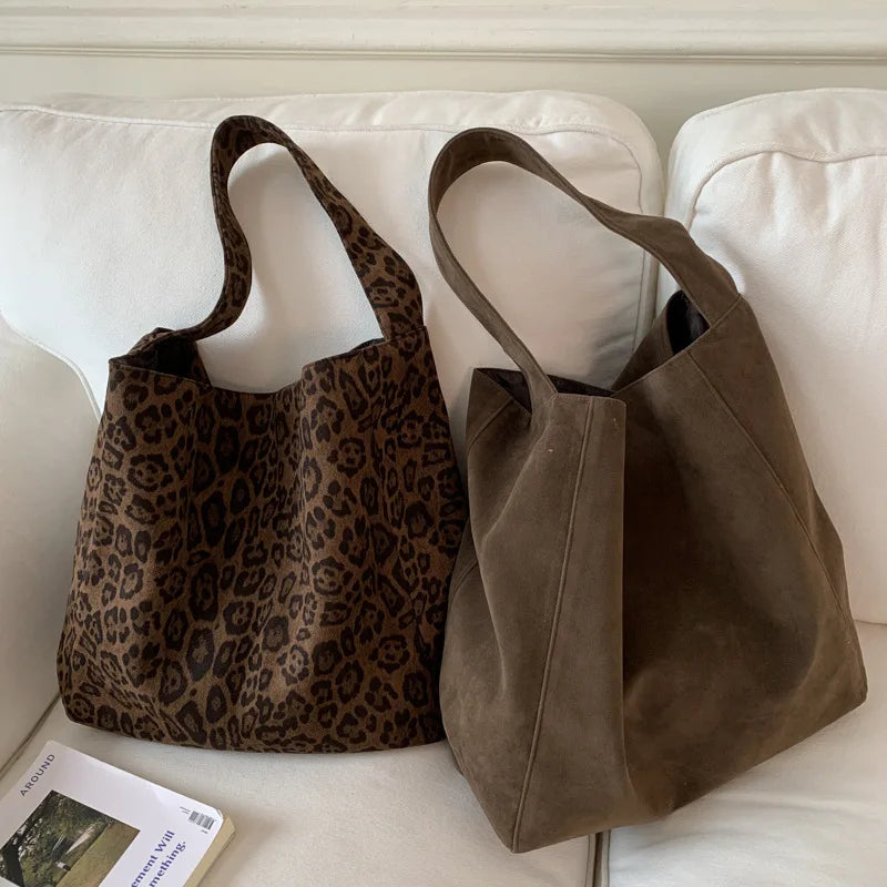 Trendy Casual Soft Textile Women's Shoulder Bag