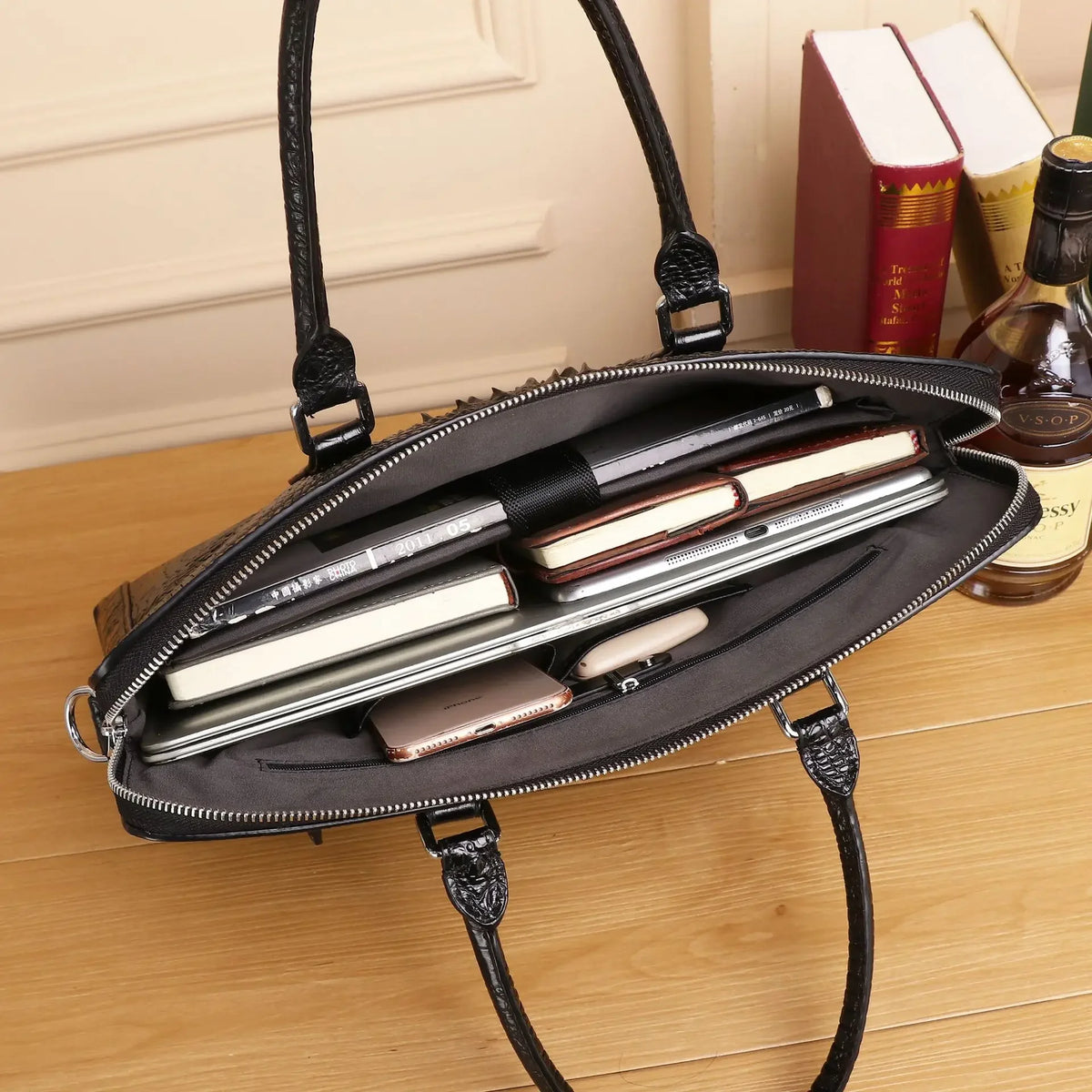 Men's Alligator Pattern Leather Briefcase – Luxury Business Bag