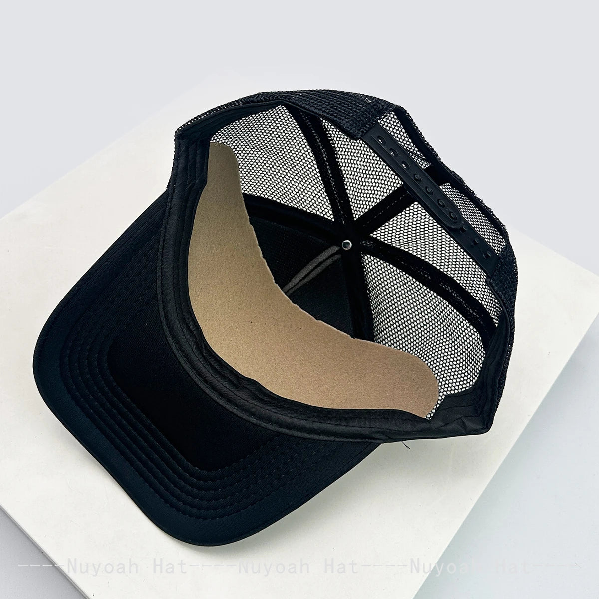 Smiley Face Trucker Cap – 3D Embroidered Hip Hop Baseball Hat