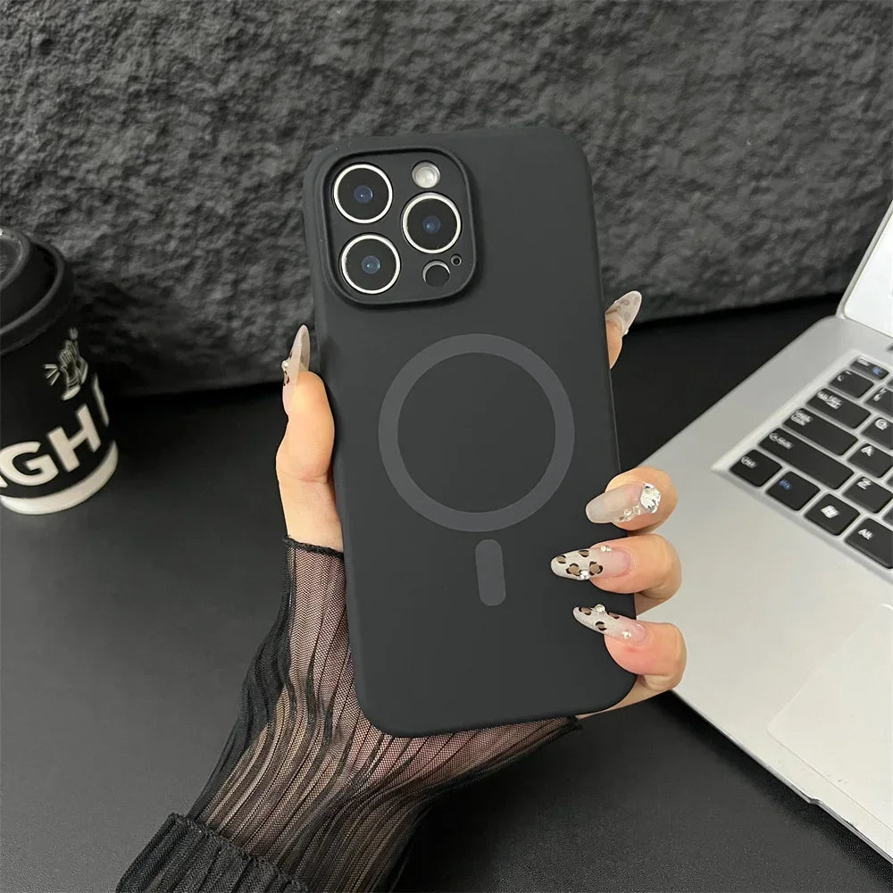 Magnetic Liquid Silicone Case for iPhone 16 Pro Max